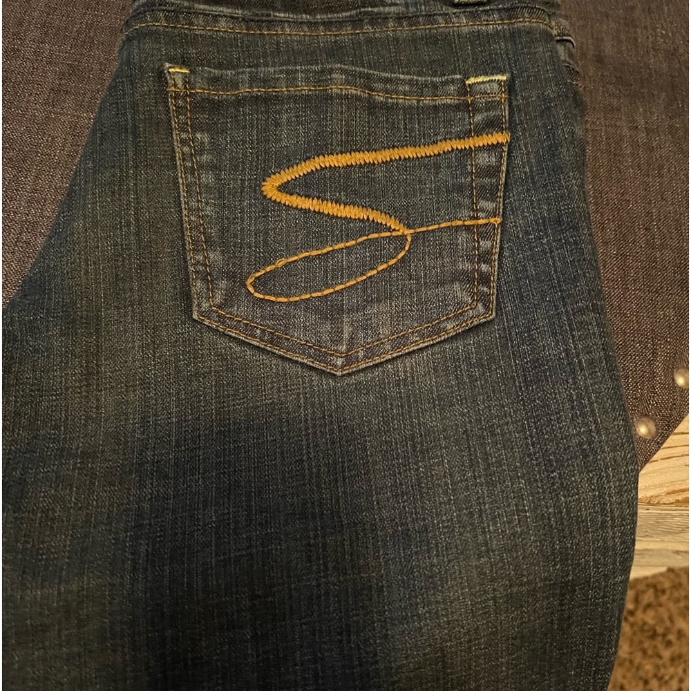 Seven Jeans